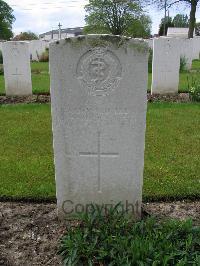 Dickebusch New Military Cemetery - MacDonald Brown, Ian